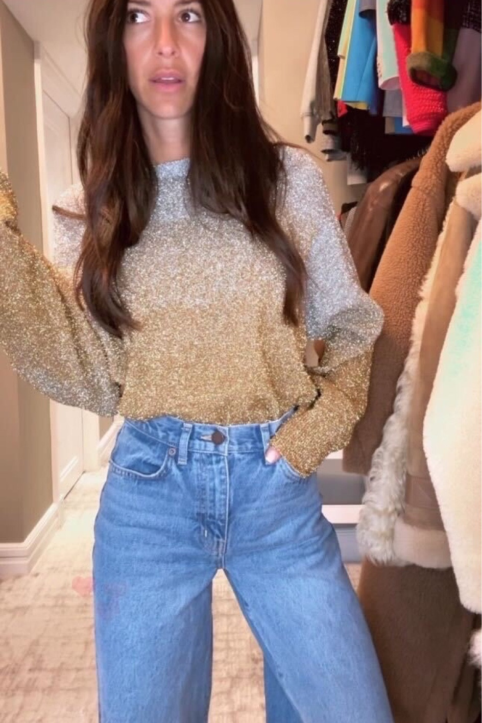 STYLE SESSION: A fun look if you’re going out with friends! Linked a similar top option

#LTKSeasonal #LTKstyletip