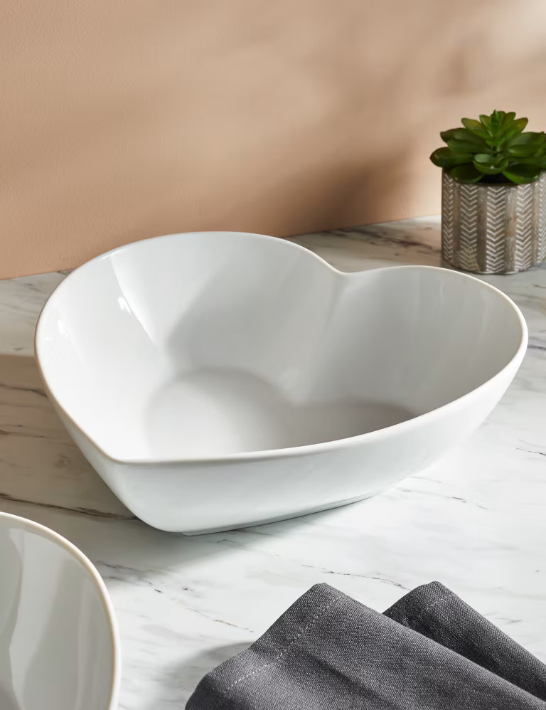 Maxim Large Heart Serving Bowl | Marks & Spencer (UK)