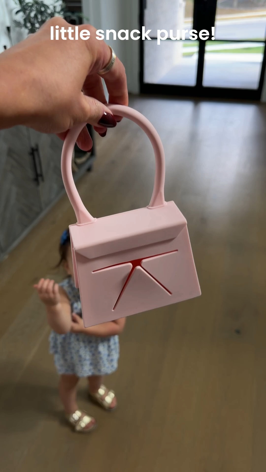 Cutest little gift for a toddler girl EVER!! Snack purse… genius!👛

#LTKBaby #LTKKids #LTKfoodie