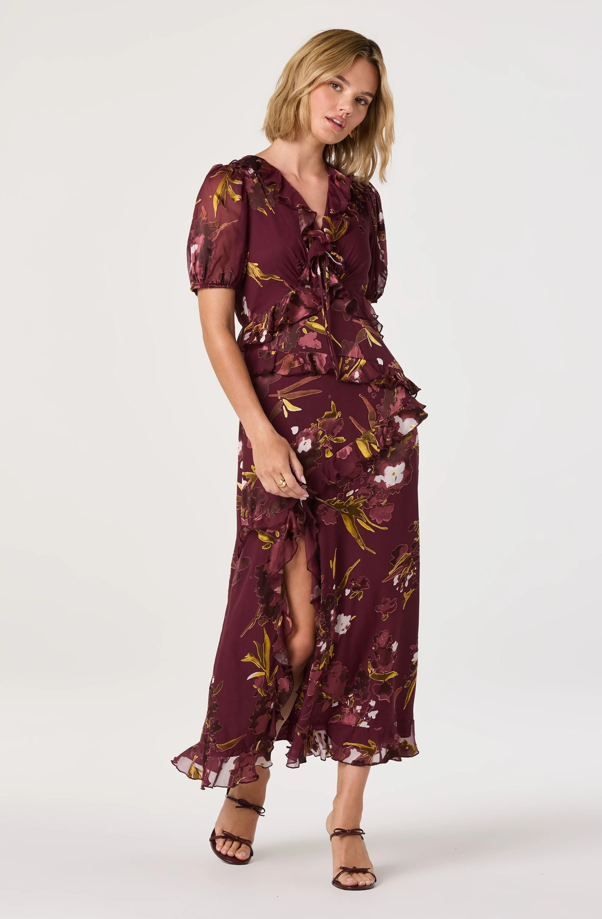 Bennet Ruffle Trim Midi Dress - Wine floral / XS | ASTR The Label (US)