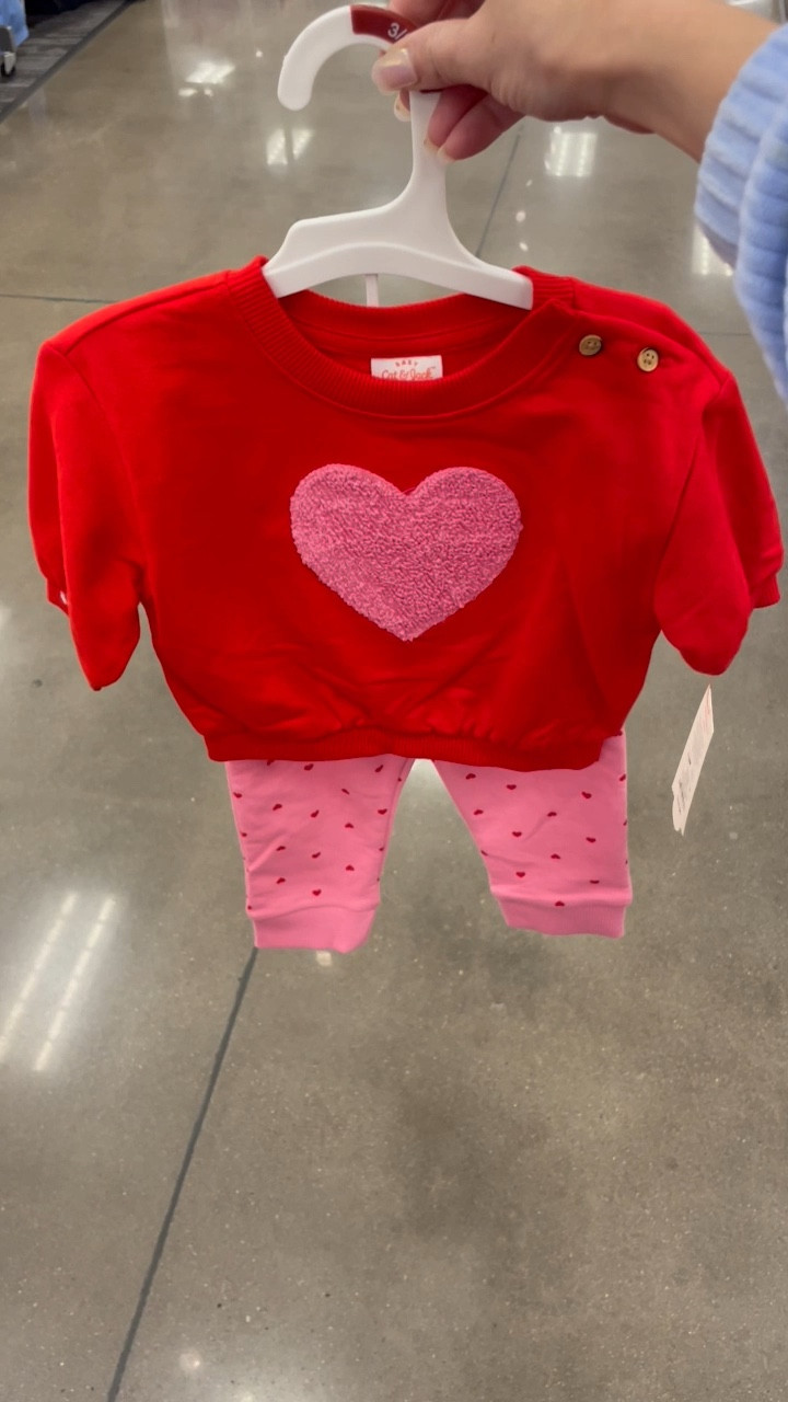 The sweetest Valentine’s Day outfits for the little love of your life 

#LTKSeasonal #LTKBaby #LTKBump