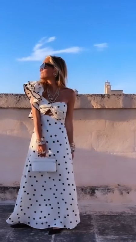Nothing like a good polka dot dress

#LTKVideo #LTKStyleTip