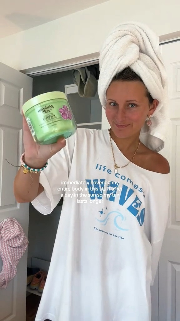 My favorite body butter for after a day in the sun 🥝🌸

#LTKtravel #LTKfindsunder50 #LTKbeauty