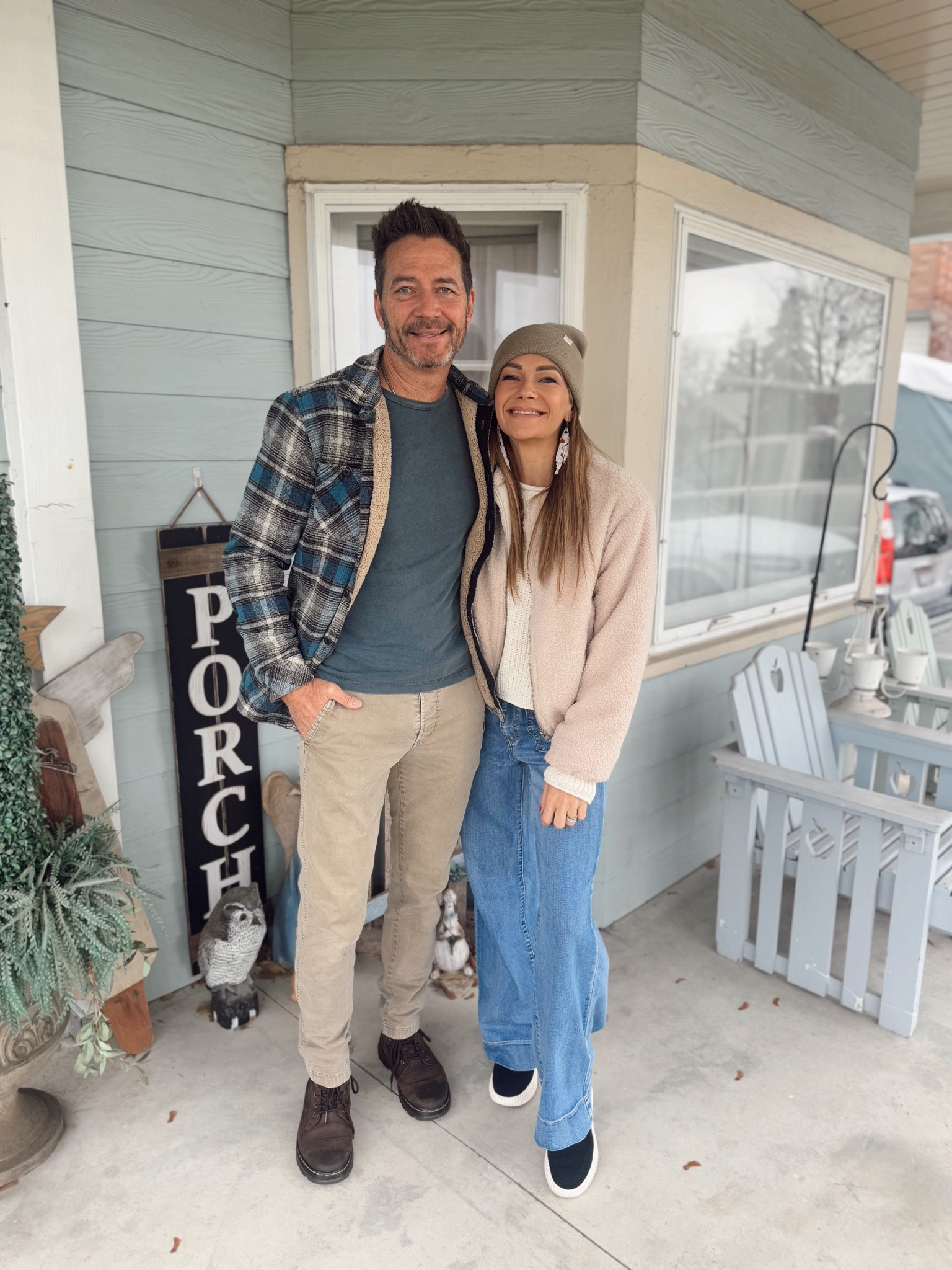 Warm layered winter outfits. Comfortable and great for all that post Christmas shopping! 