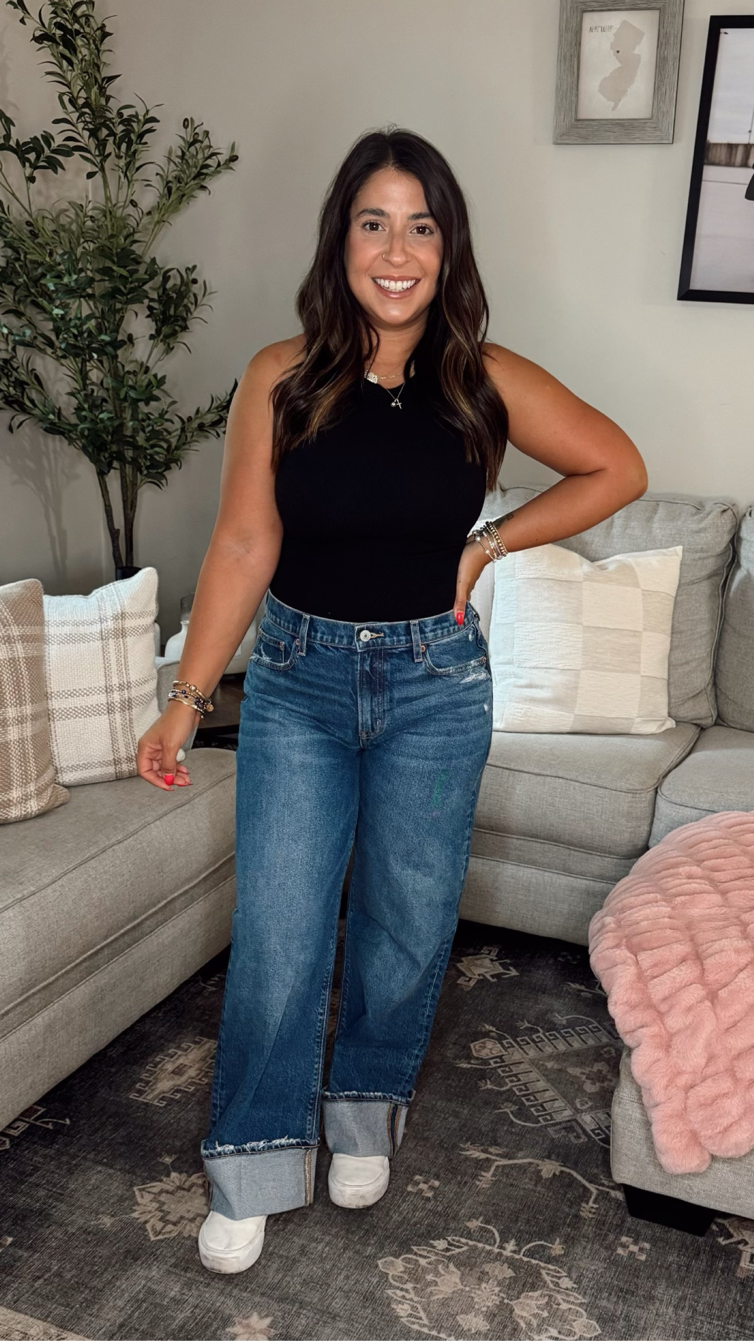 The trendy stovepipe jeans but make them petite friendly! These American Eagle AE stovepipe cuffed jeans are structured but with a little stretch. I size down to a 6 Short and they’re perfect but size down if in between. Black bodysuit is also part of the sale🙌 Fall denim, petite friendly jeans, LTK Fall Sale

#LTKFindsUnder50 #LTKFallSale #LTKMidsize