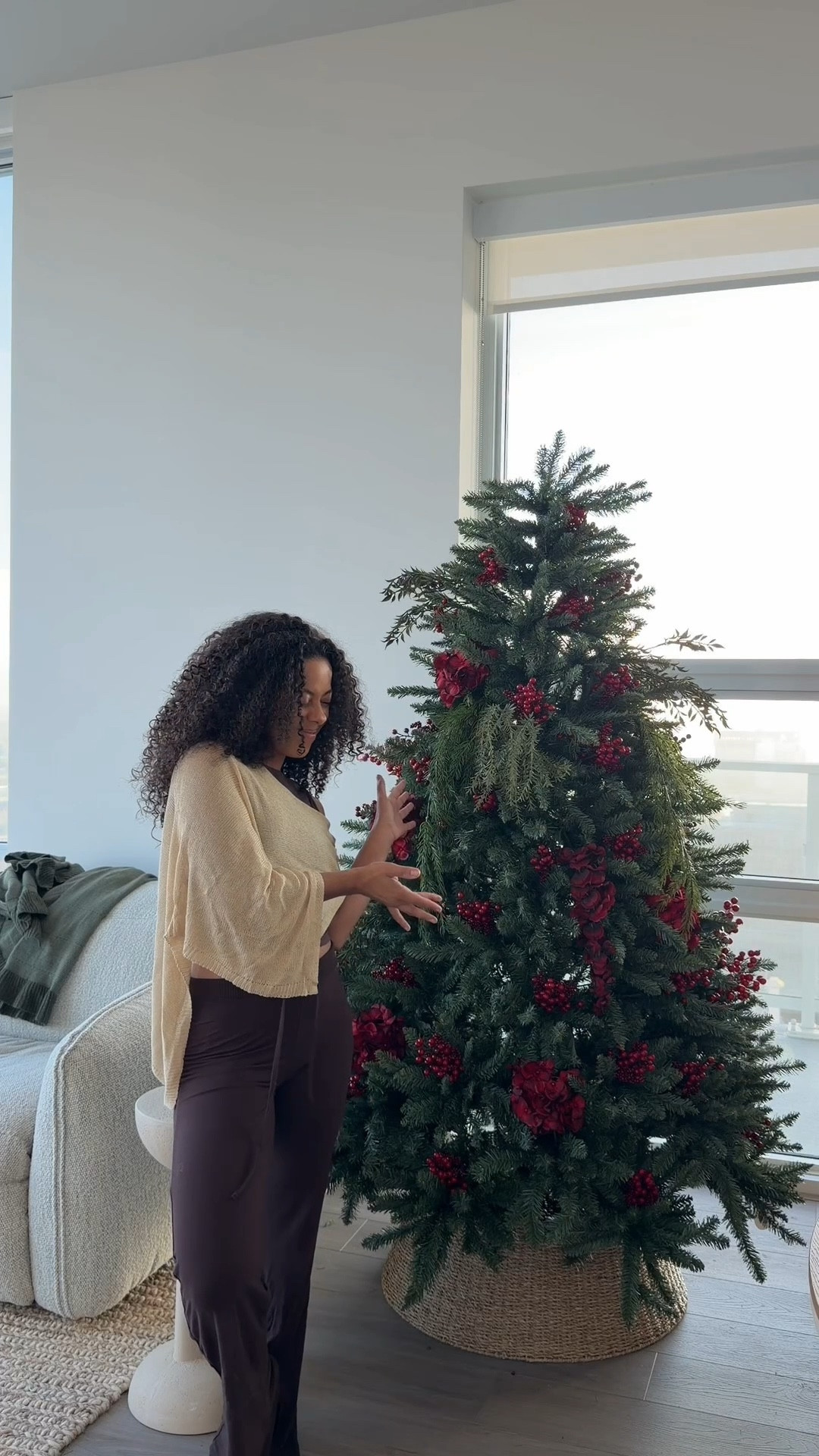 i love!! 
#christmas #holiday #christmasdecor #christmastree

#LTKHoliday