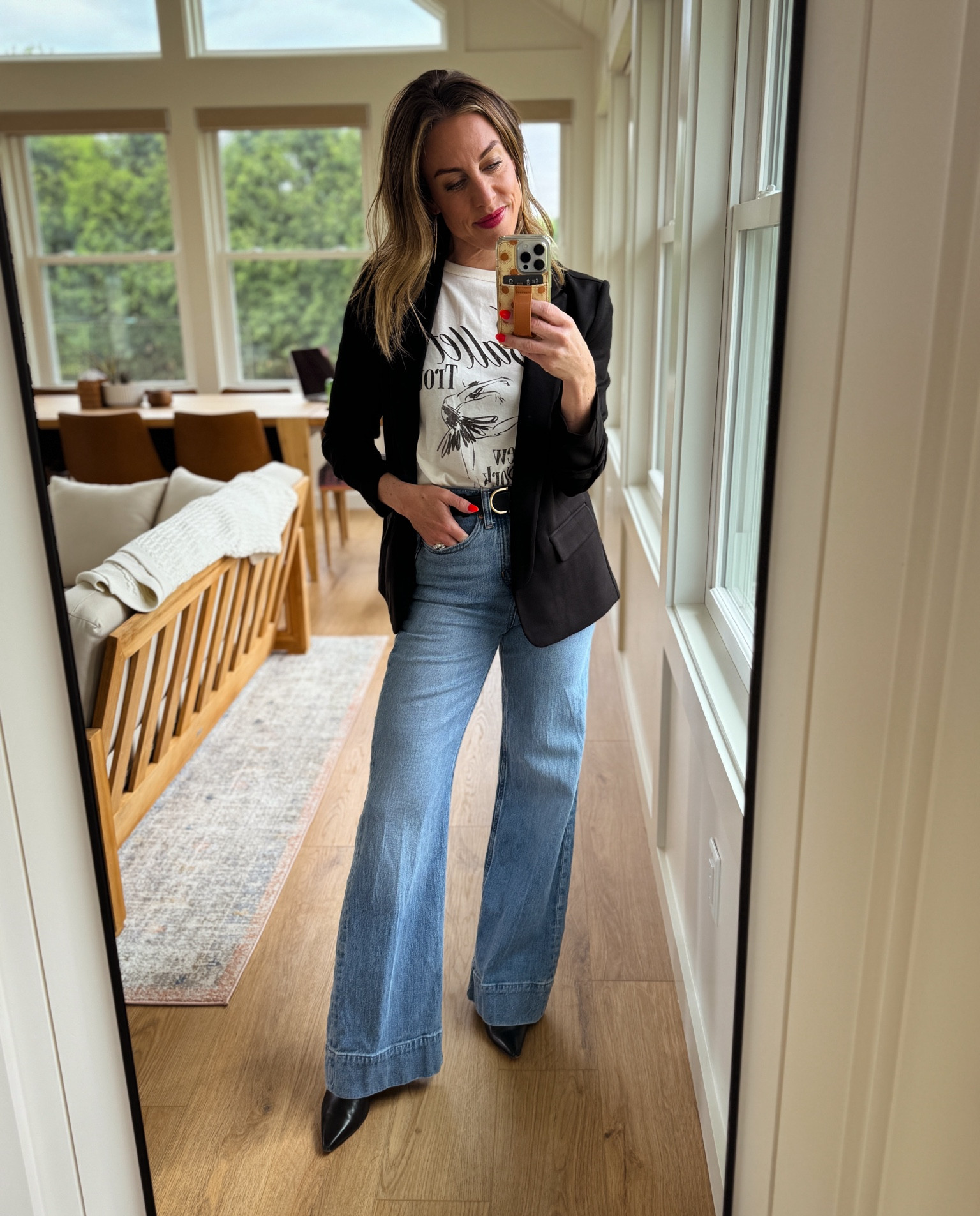 Size down one in the trouser jeans.
I am in a 24 here. Blazer and t-shirt are both xs. 

#LTKStyleTip #LTKFindsUnder50