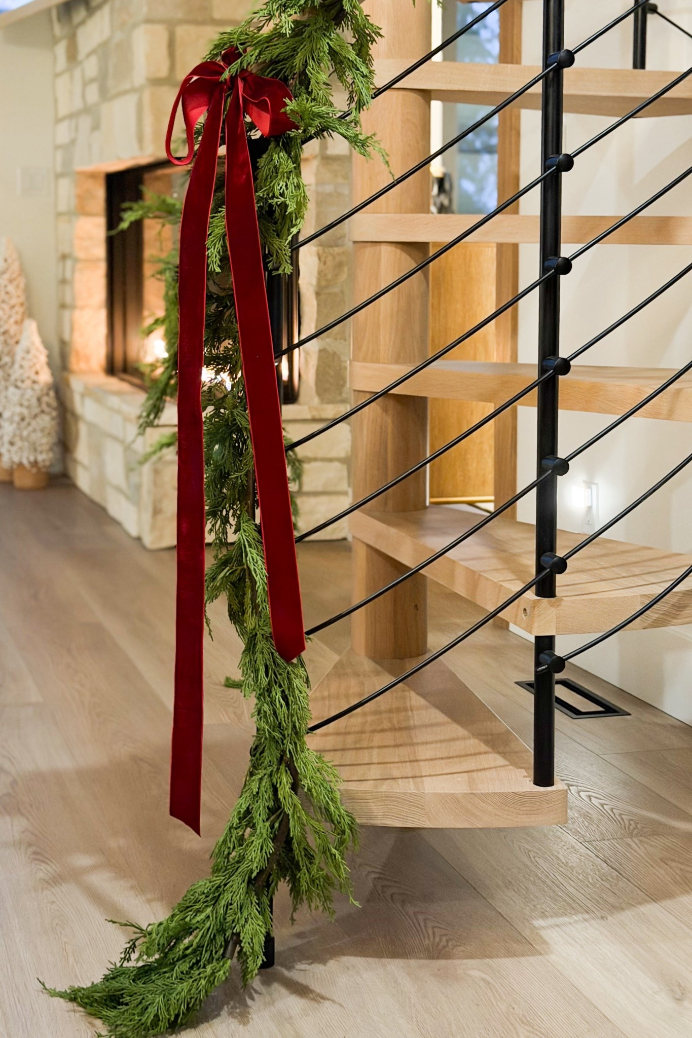 Loving the garland I used at the cabin! I used about 5 pieces for the whole staircase

Holiday, holiday home, holiday home decor, Christmas, Christmas decor, cabin, garland, ribbon, velvet ribbon, Christmas trees

#LTKHome #LTKSeasonal #LTKHoliday