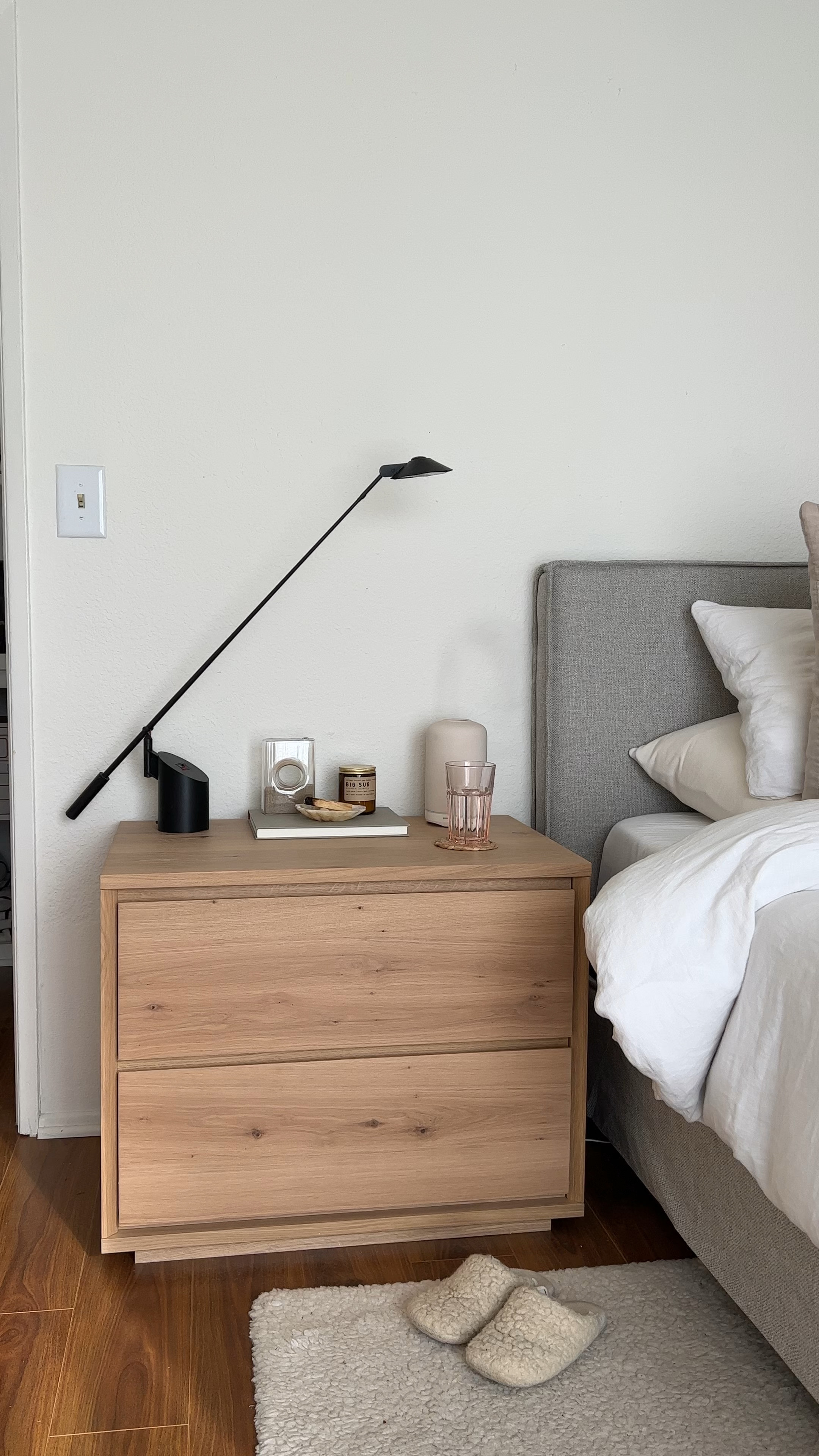 Norre Nightstand 30