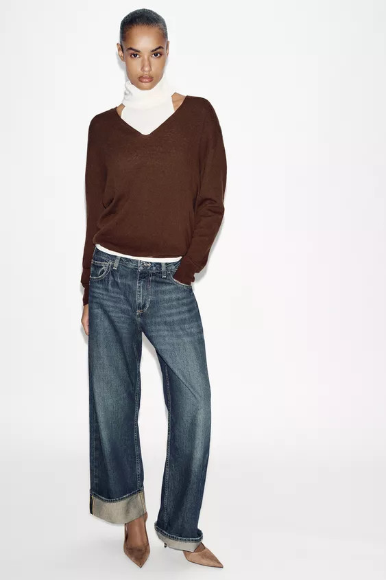 Slingback heels. Back strap with elastic piece. Mid-height stiletto heel. Pointed toe.Heel height... | Zara US