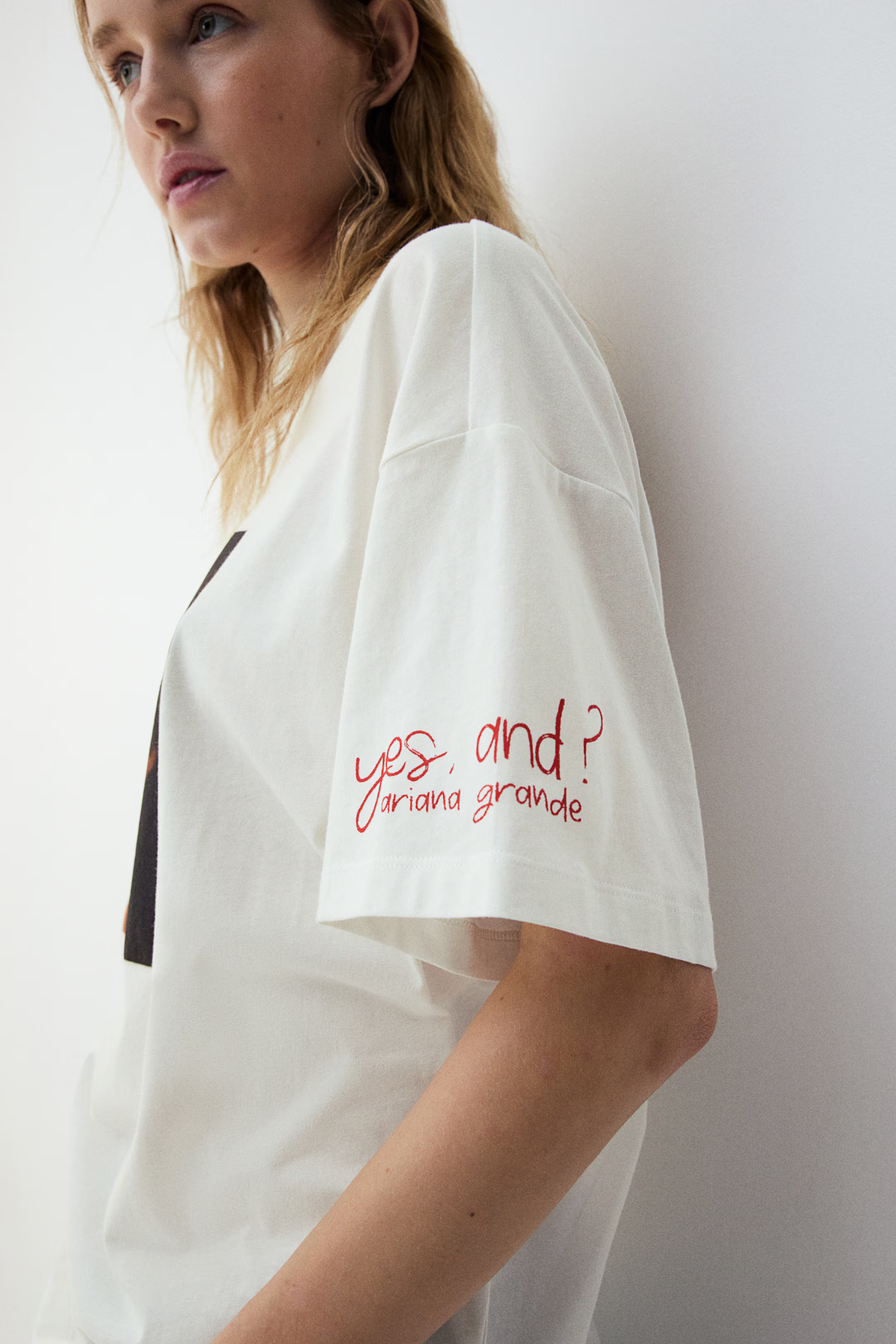 Oversized T-Shirt mit Print - Weiß/Ariana Grande - Ladies | H&M AT | H&M (DE, AT, CH, NL, FI)