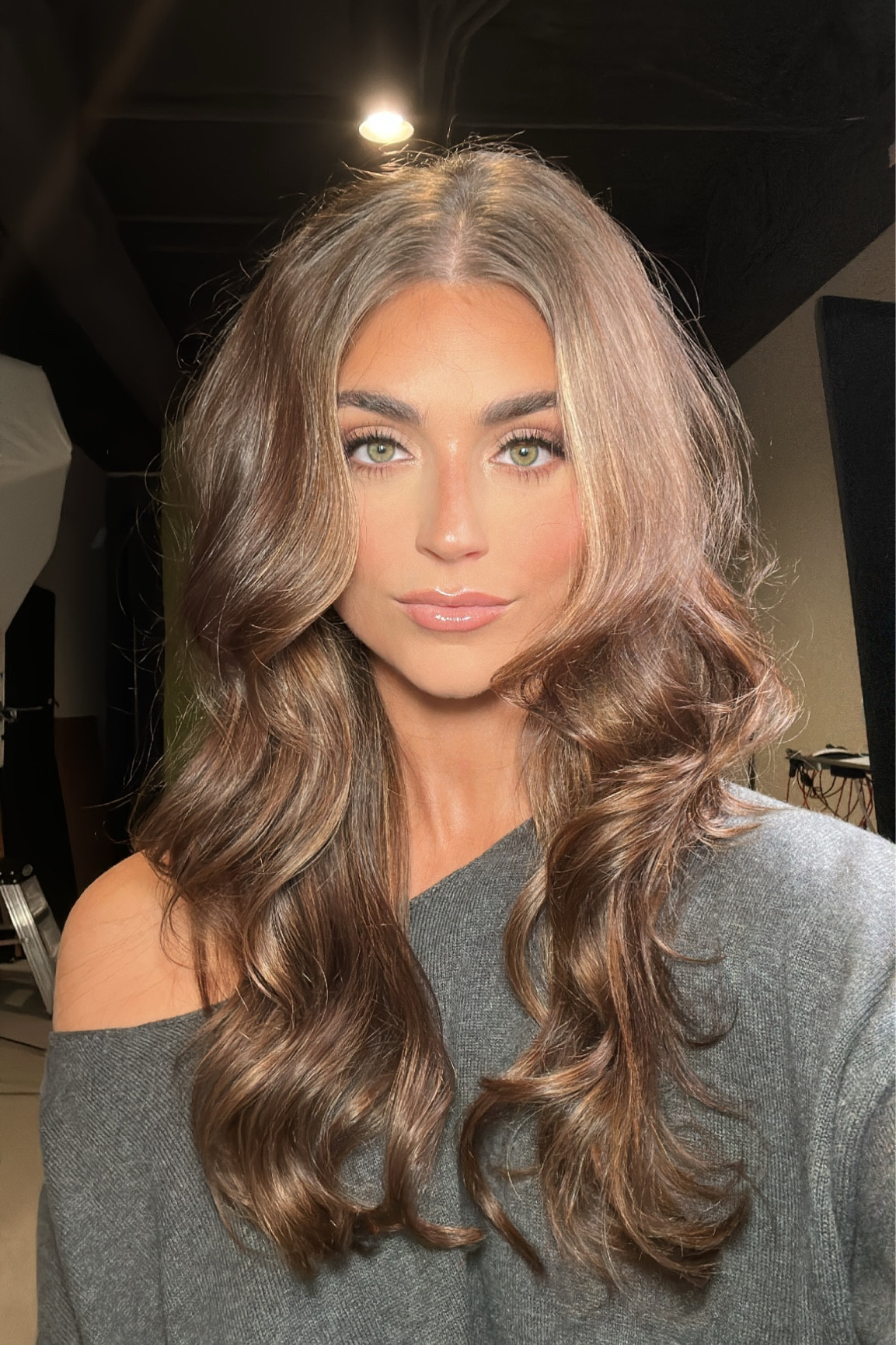 False eyelashes from this look 🫶🏻