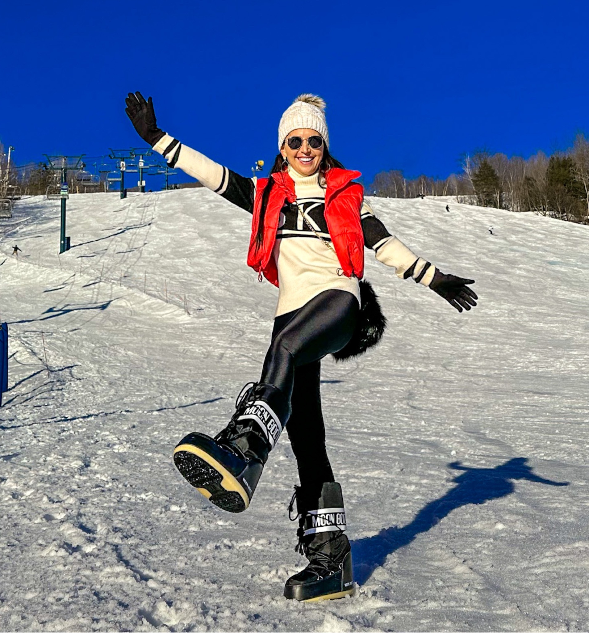 I’m here for the Après attire

Loving my perfect moment sweater paired with this red cropped puffer vest! Moon boots are a must to complete this look! 

Sweater size M (sized up for loose fit) 
Puffer Vest size S
Moon boots size EU 39-41 I’m normally a US W size 7.5-8 

#LTKtravel #LTKFind