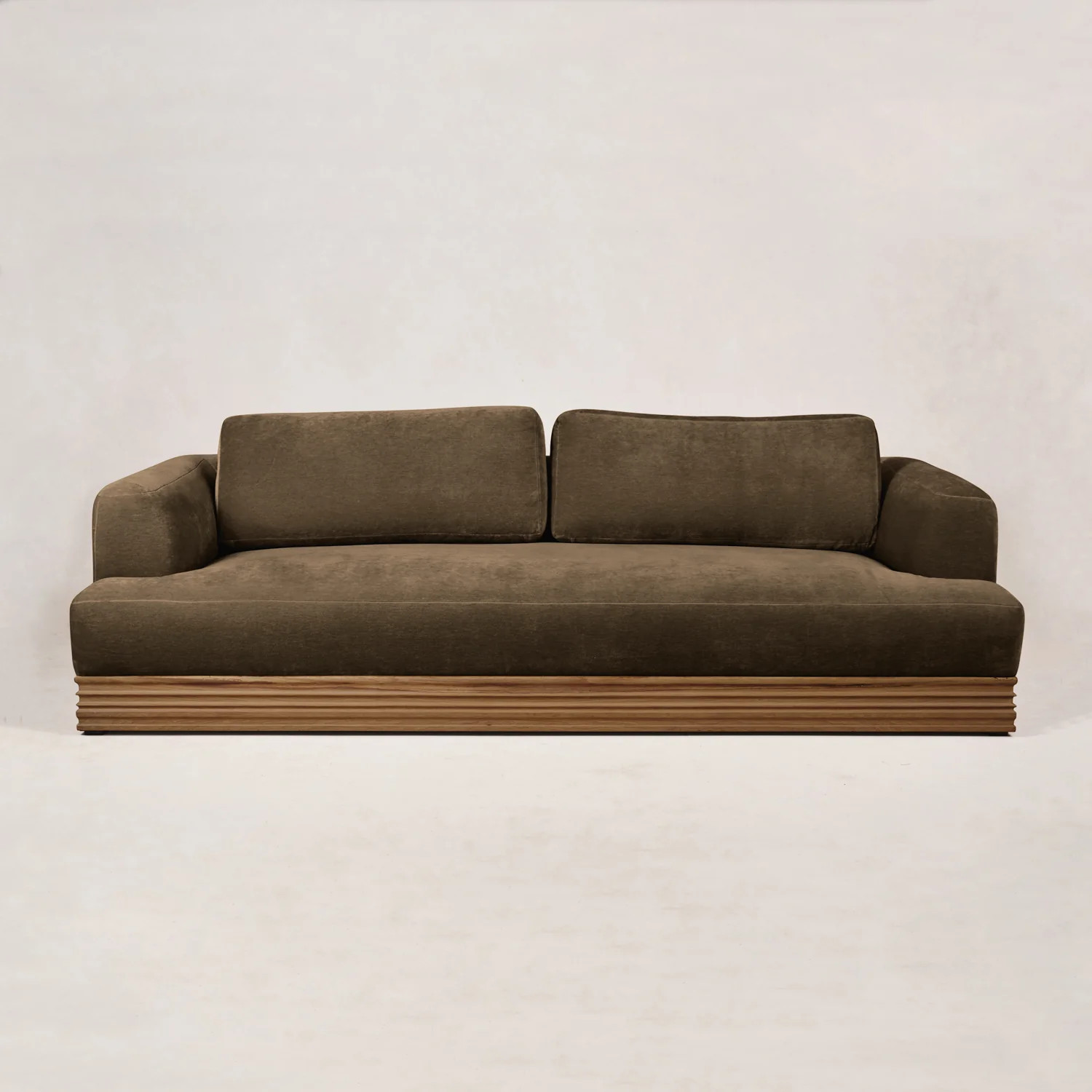 Palazzo Sofa - Truffle | House of Leon
