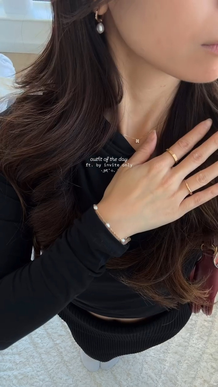 // outfit of the day ft. @byinviteonlystore ⋆౨ৎ˚⟡˖ ࣪

what i’m wearing —
• pearlette huggies 
• pearlette bracelet

styled with —
• courtney bracelet
• tessa studs 
• logan ring
• bethany ring (oos)

BIO is currently having their end of year sale with up to 25% off store wide & 40% off selected styles online! #LoveBIO