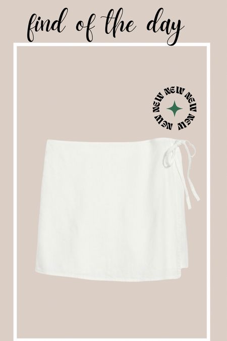 Old navy linen skirt 

#LTKfindsunder50 #LTKstyletip #LTKmidsize