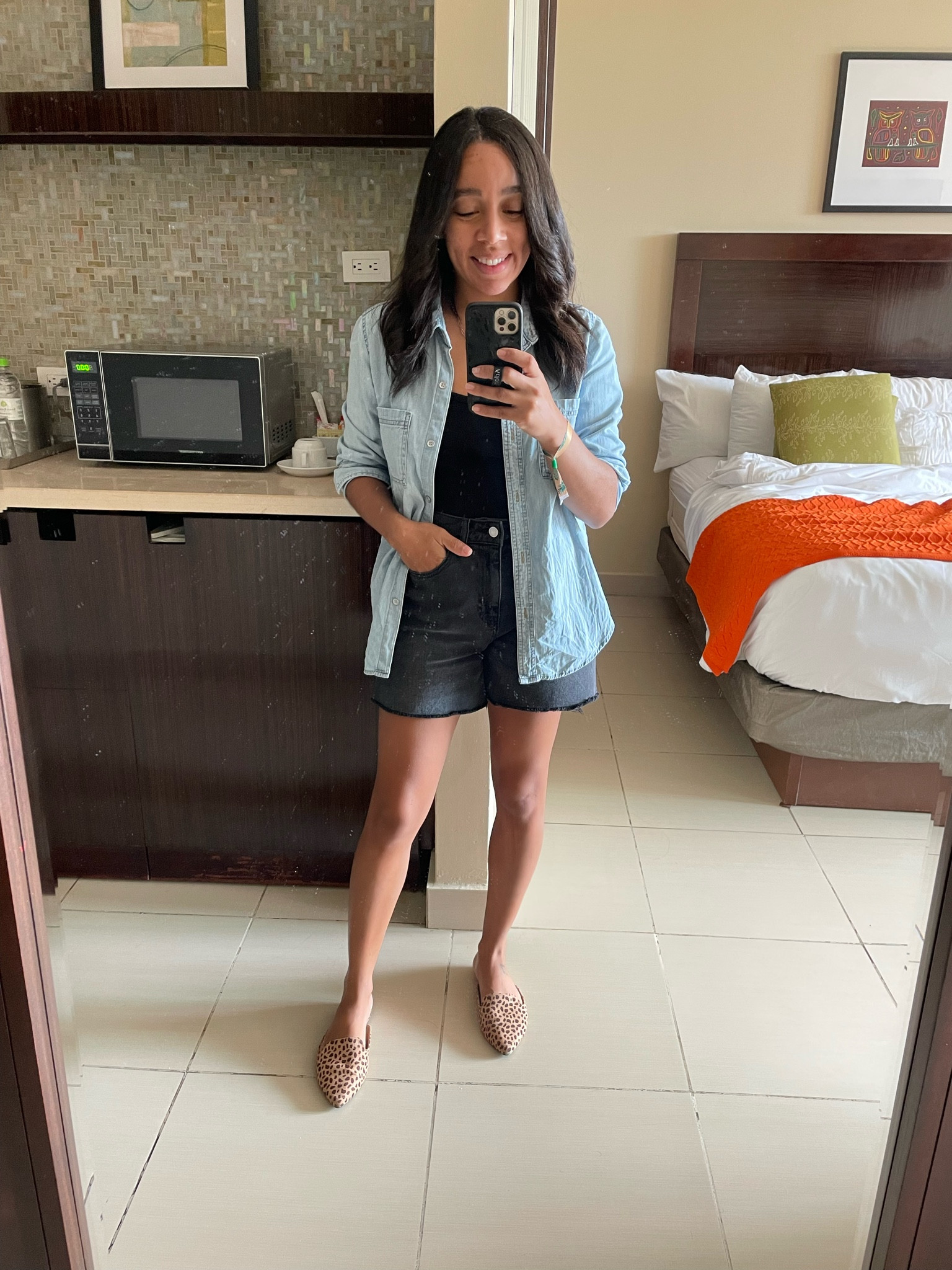 Classic chambray outfit for fall 

#LTKSeasonal #LTKstyletip #LTKunder50