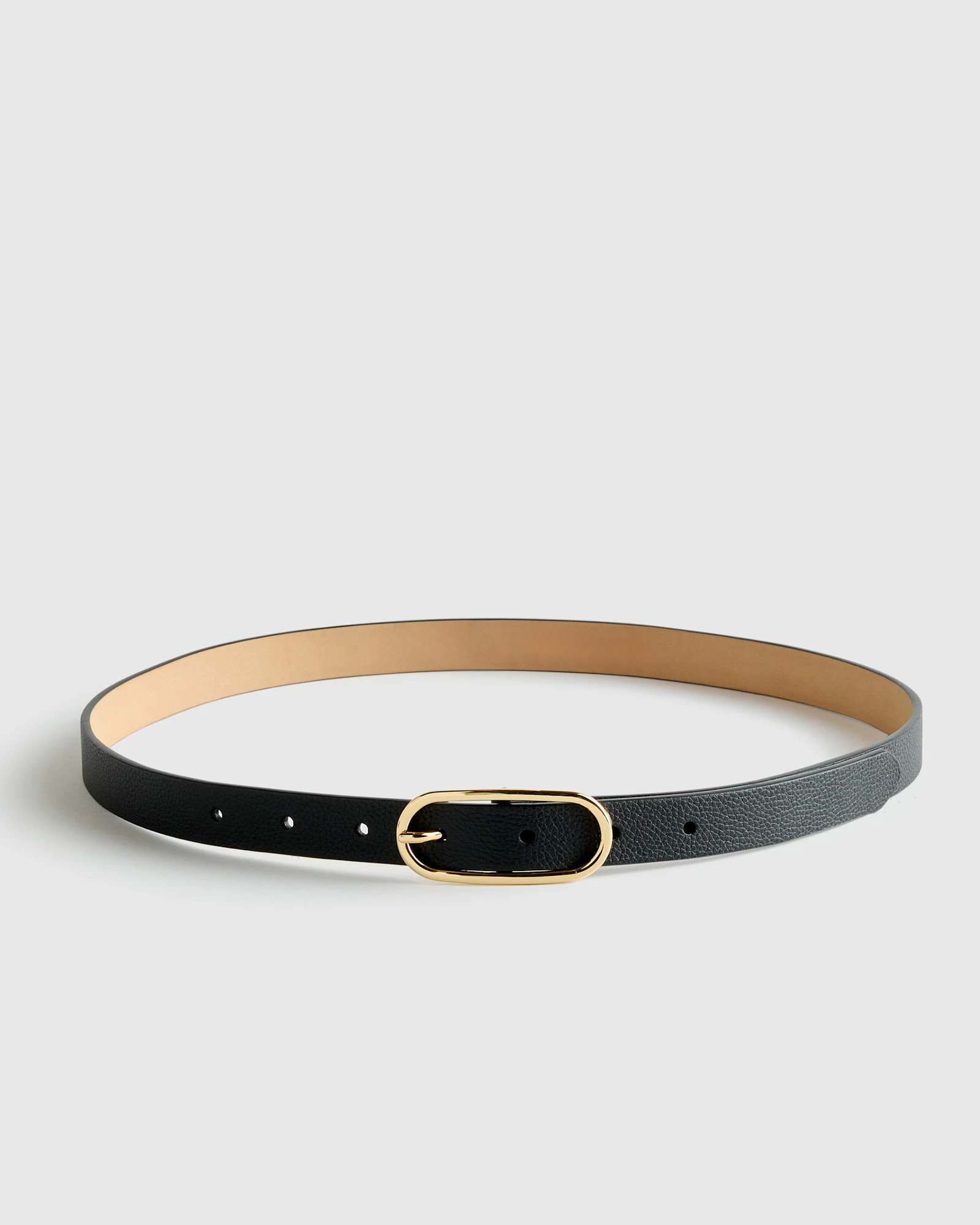 Quince | Women's Cleo European Leather Oval Skinny Belt in Black, Size Medium | Quince