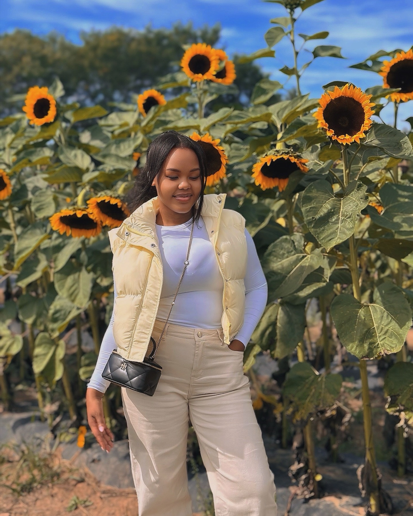 Mommy and daughter fall #OOTD . These super comfy pieces will be staples this autumn. 