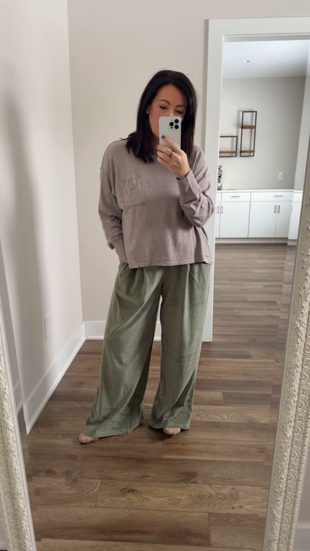 AERIE HAUL
• medium top
• medium pants - run big, could have done a small 

#LTKdayinmylife #LTKOver40 #LTKFindsUnder50