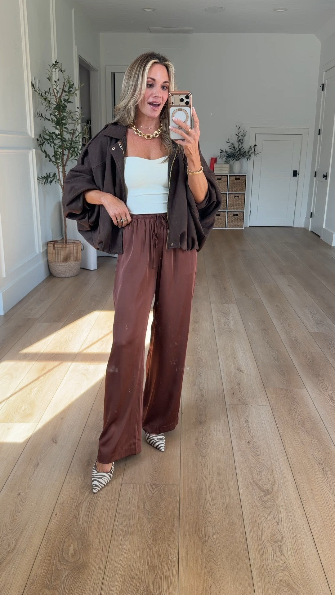 loving these pants from Abercrombie! you can style them so many different ways! 
🤎🙌

#LTKootd #LTKSeasonal #LTKPetite