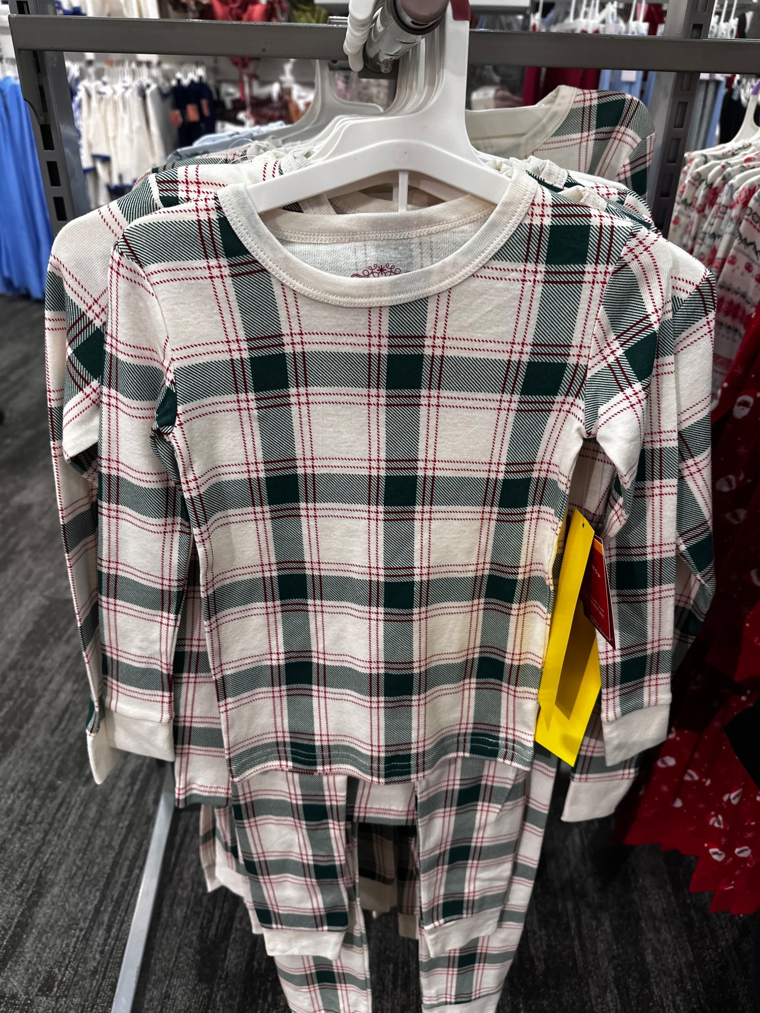 40% off in family matching pjs ! 🎅🏻 

#LTKHoliday #LTKGiftGuide #LTKSeasonal