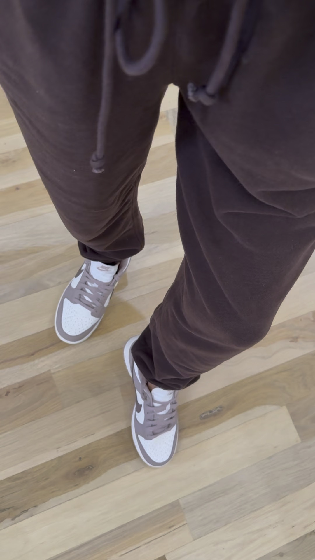 Nike dunks sneakers joggers size xxs 

#LTKSaleAlert #LTKPetite #LTKFindsUnder50