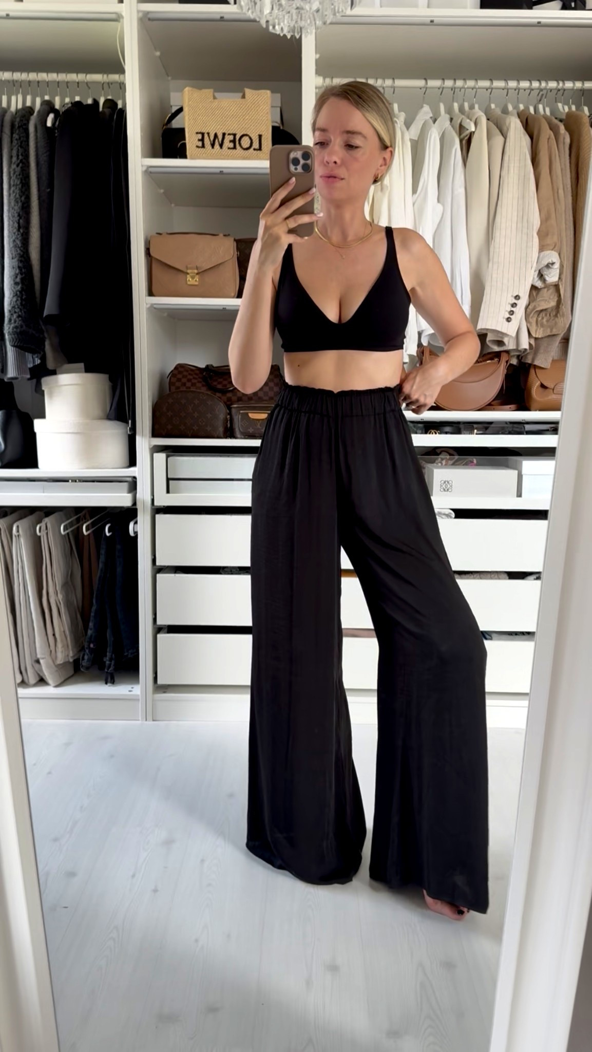 Zara Pants - Wearing Size S - got them in every color 😍

#LTKeurope #LTKsummer #LTKdeutschland