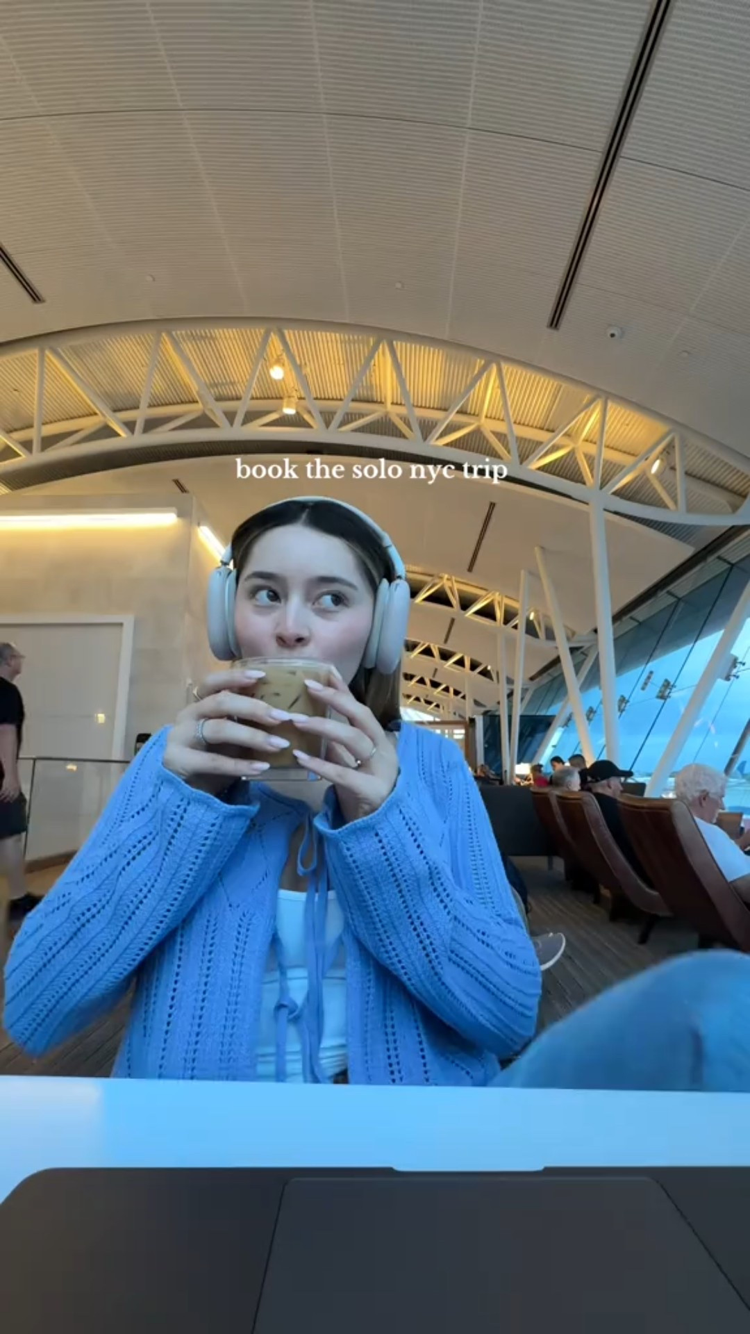 Me and my camera are like dis 🤞🏻

#LTKStyleTip #LTKTravel #LTKWatchNow