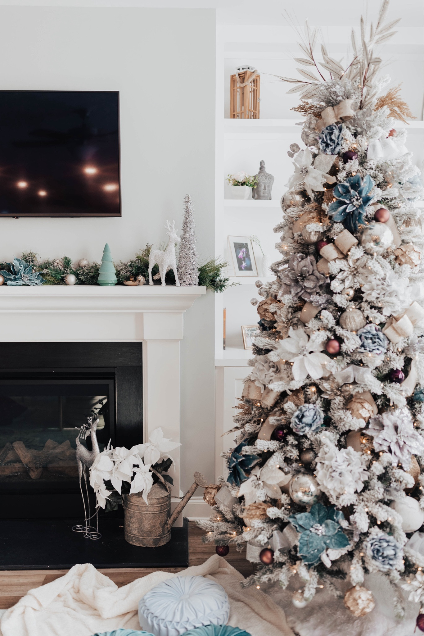 The perfect Christmas tree 

#LTKhome #LTKSeasonal #LTKHoliday