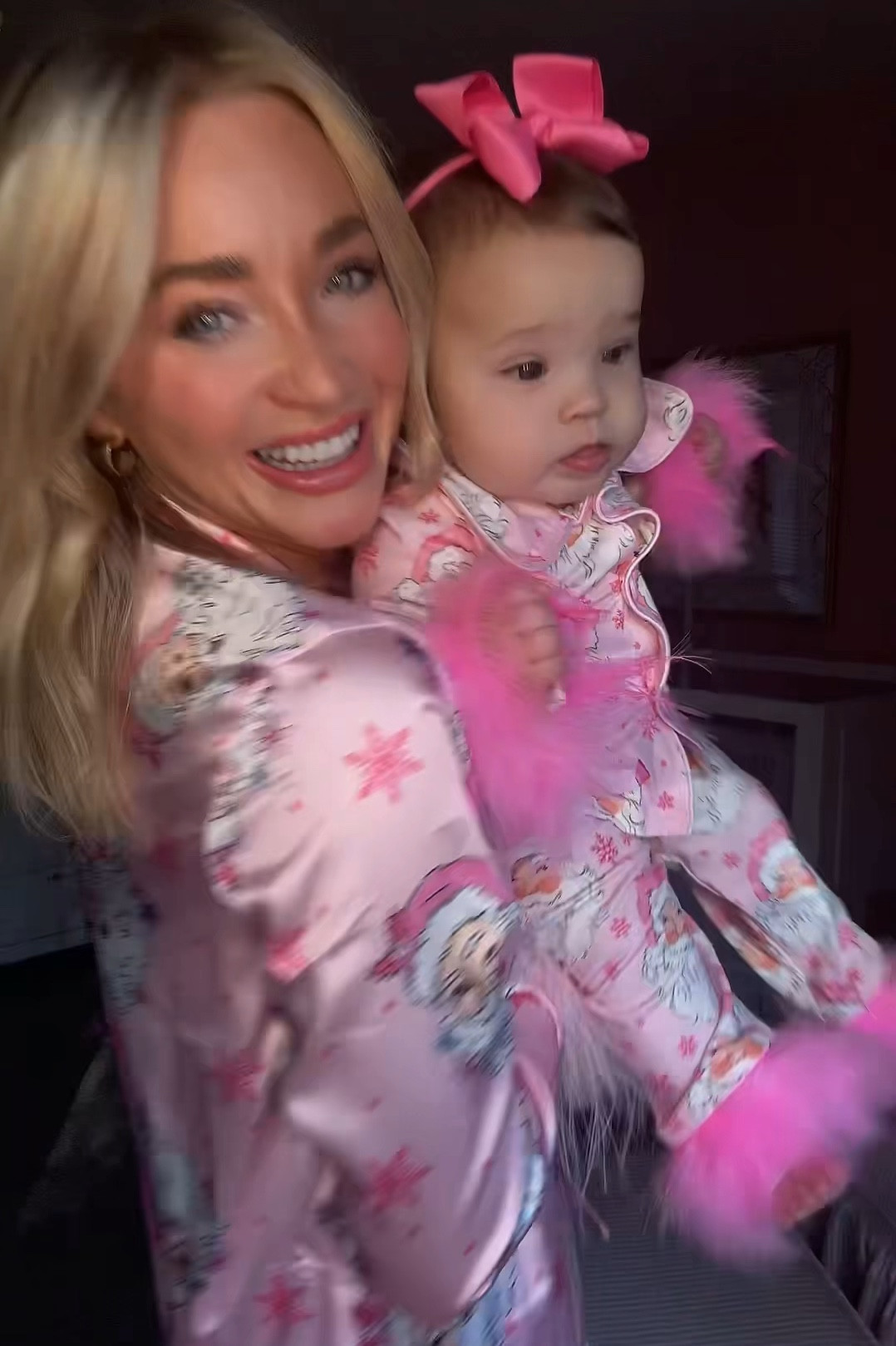 mama + me Christmas pjs 🩷🎅🏼

#LTKSeasonal #LTKHoliday #LTKBaby