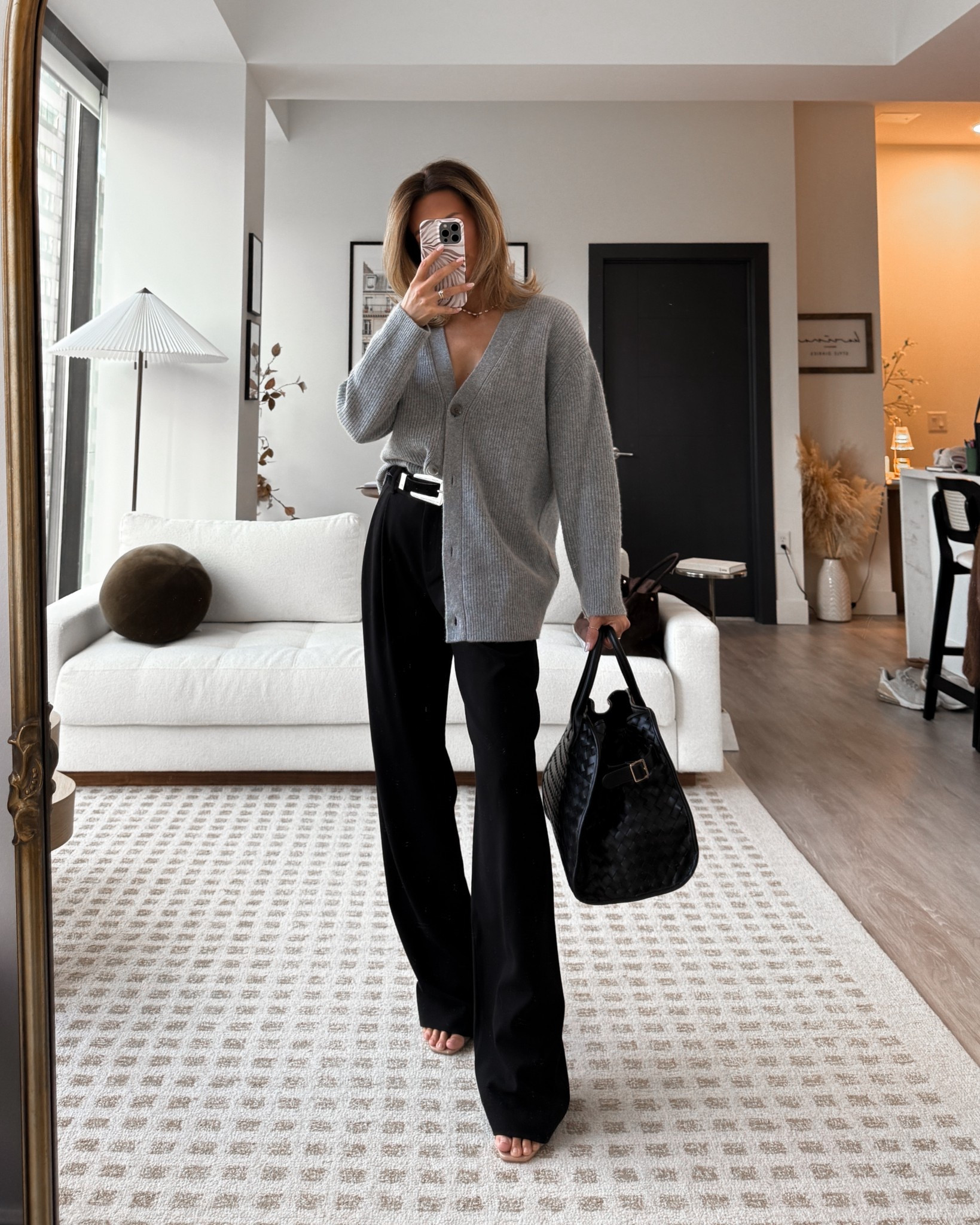 Styling the pleated trousers with my cashmere long cardi and new tote bag 

#LTKItBag #LTKStyleTip #LTKFindsUnder100
