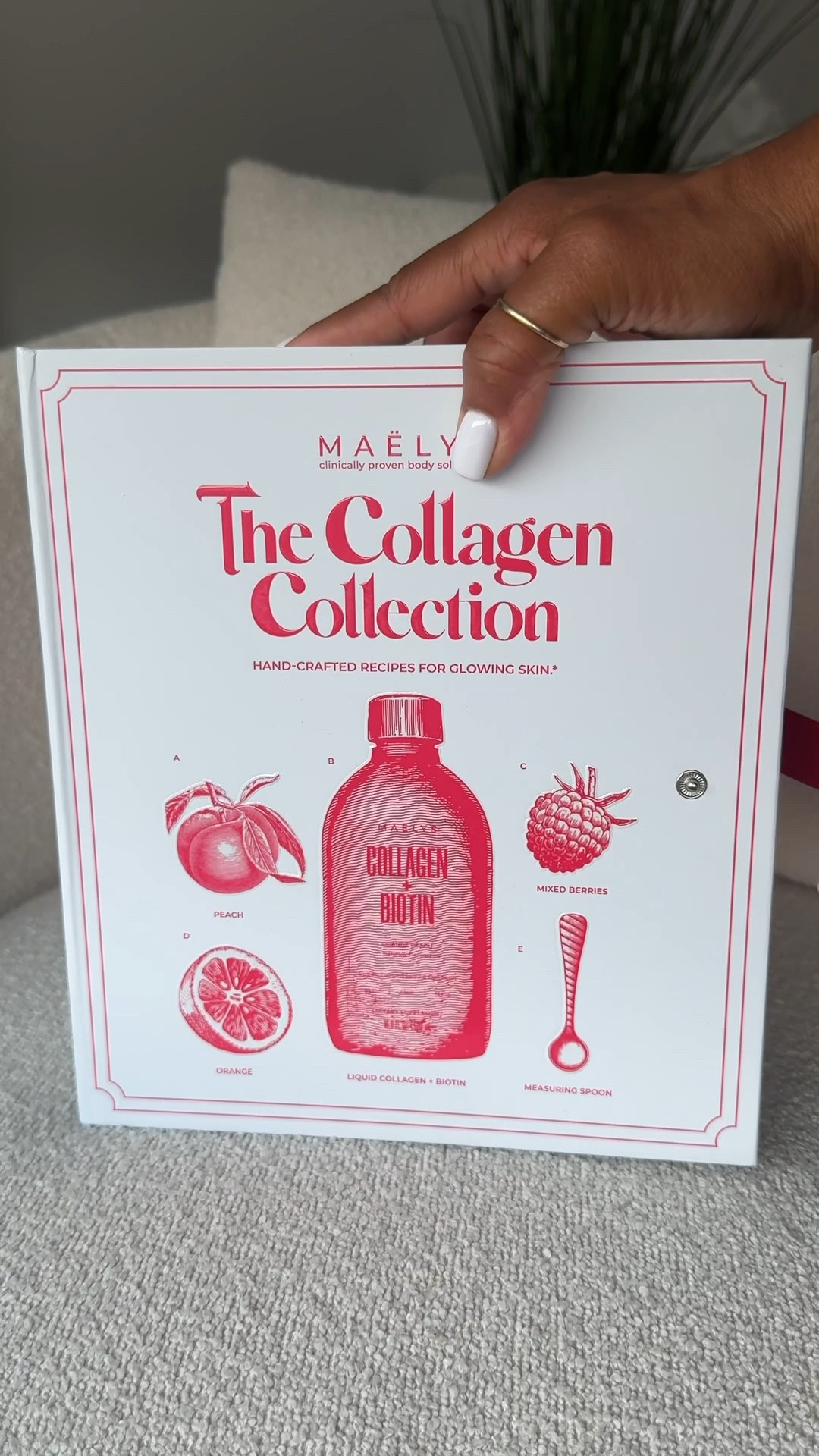 During my busy days? Maelys takes care of my skin for me. 🙌🏾

#skincare #skincareroutine #radiantglow #flyageless #silverhair #midlife #stylereel #explorepage #ootd #hydratedskin #winterstyle #midlife #skinessentials #skinroutine #ultabeauty #ultapartner @ulta #collagencollection #giftpackage #formom #forher

#LTKGiftGuide 

#LTKBeauty #LTKOver40