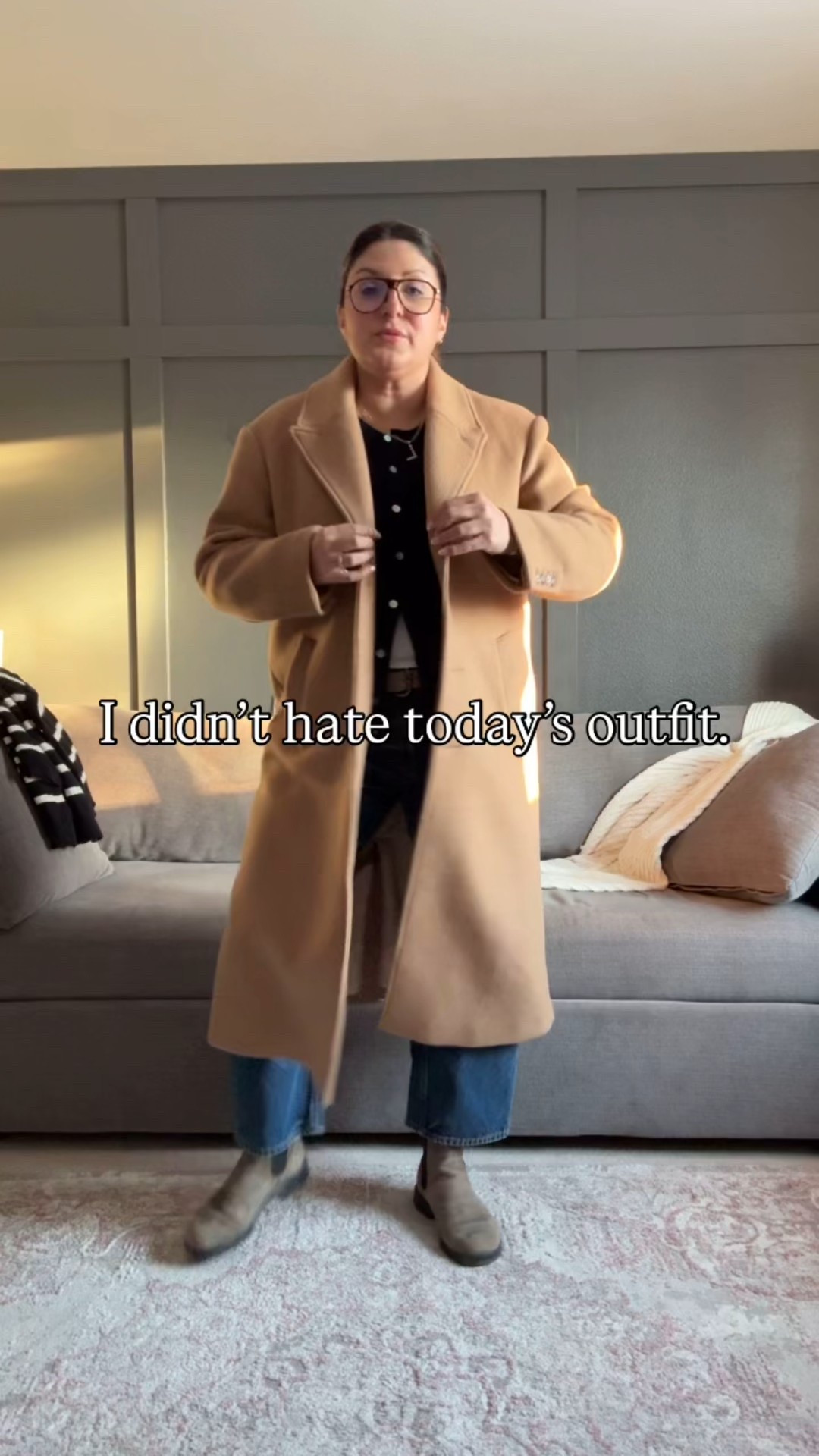 Today’s ootd:
Quince cardi (XL)
Madewell barrel jeans (32)
Blundstone boots
Belt is old & sold out but I linked similar



#LTKootd #LTKMidsize #LTKOver40