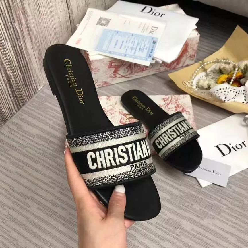 Dhgate hot sale gucci sandals