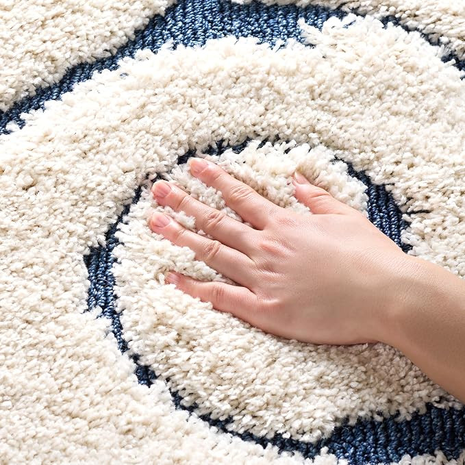 SAFAVIEH Florida Shag Collection Accent Rug - 4' x 6', Cream & Blue, Scroll Design, Non-Shedding ... | Amazon (US)