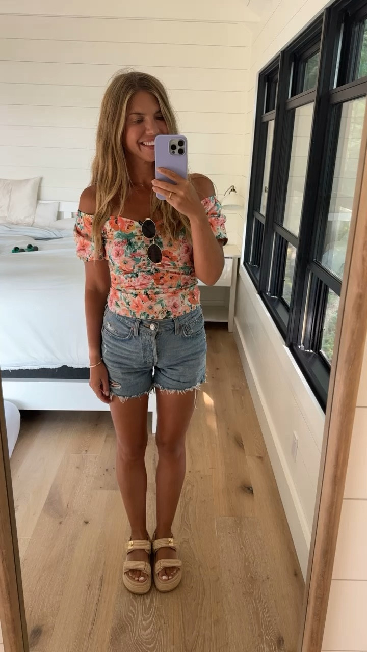 Stole my best friends shirt from Zara years ago 🤪😂 size 26 in the shorts! Sandals are TTS!