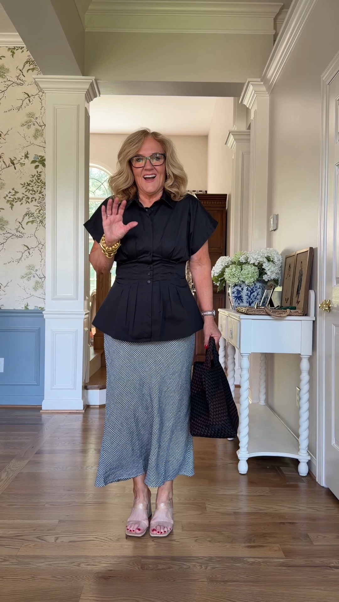 Linen skirt styling
Skirt size small
Everything else I’m wearing my regular size medium or size 8 with the exception of
Red cashmere sweater large
Black cotton sweater large

#LTKOver40 #LTKootd #LTKWorkwear