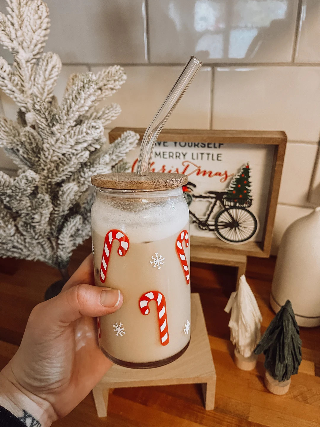 COLOR CHANGING Candy Canes Iced Coffee Glass with Bamboo Lid & Glass Straw 16 oz | Beer Can Glass... | Etsy (US)