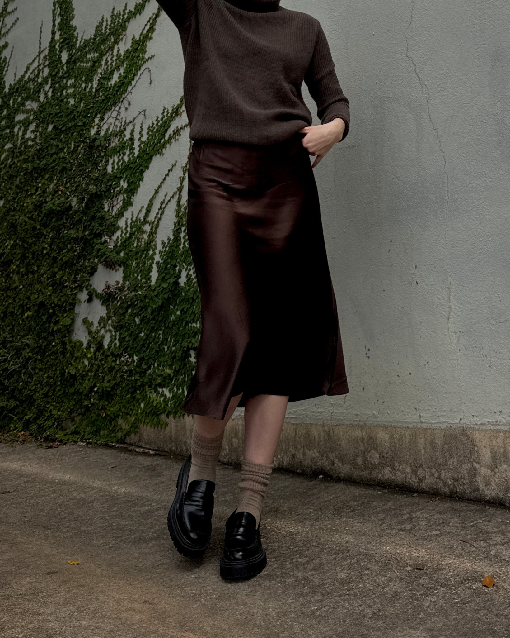perfect shades of brown for fall 🍂
capsule wardrobe musts:
~ washable silk skirt
~ cashmere fisherman turtleneck sweater 
~ loafers  

#LTKFindsUnder100 #LTKSeasonal #LTKStyleTip