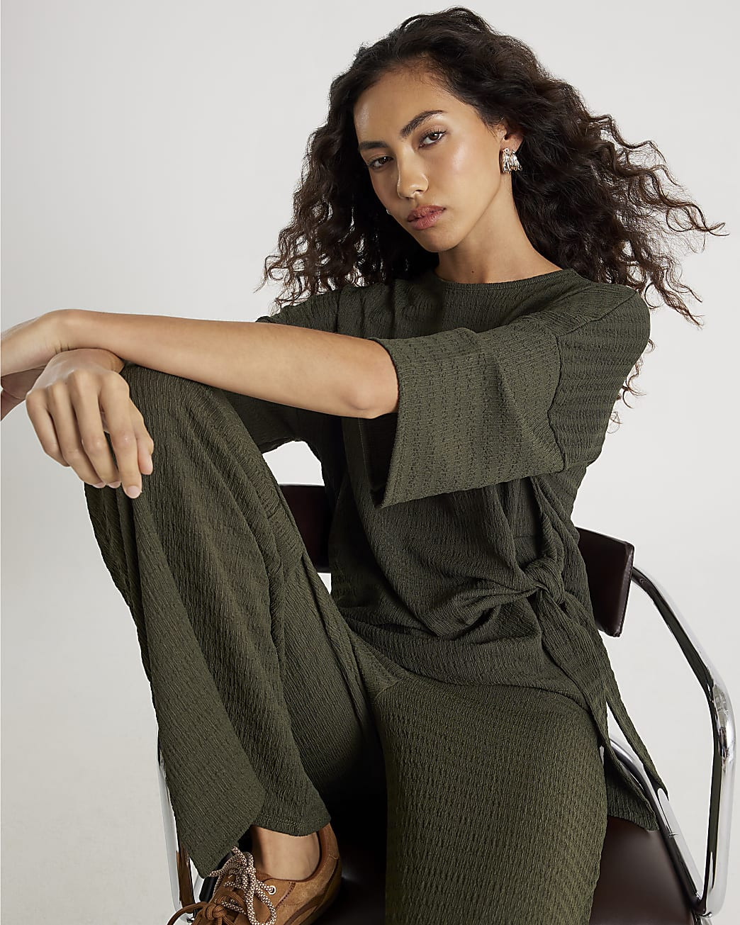 Khaki Short Sleeve Textured Tie T-shirt | River Island UK & IE