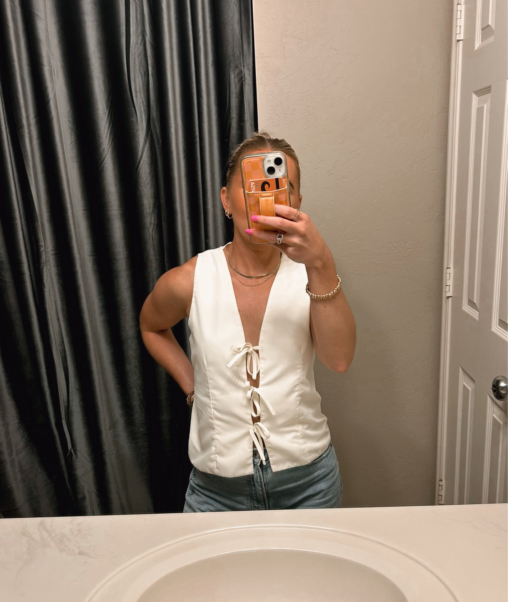 Abercrombie dupe 

#LTKSaleAlert #LTKBacktoSchool #LTKNYFW