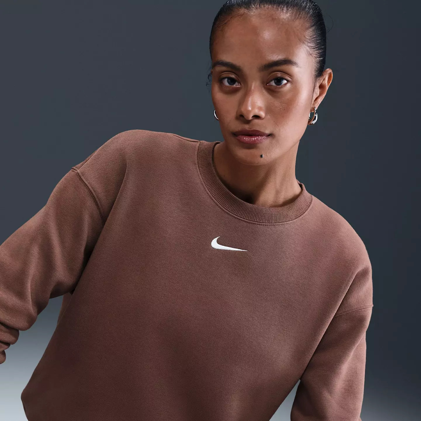 Nike Women's Sportswear Phoenix Fleece Oversized Crew-Neck Sweatshirt | DICK'S Sporting Goods