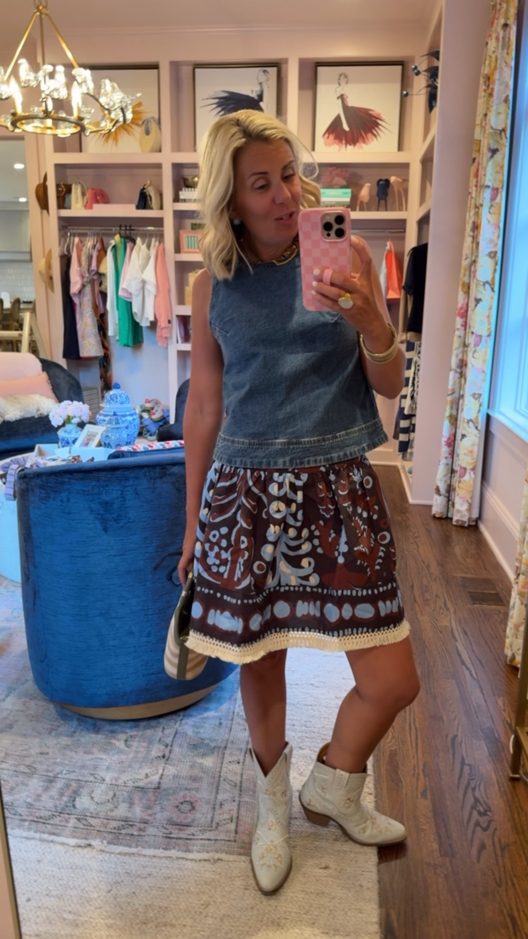 CMA fest, country concert, or just a day that ends in “y”!!!

Xs top
8 boots
S skirt




#LTKmomlife #LTKootd #LTKdayinmylife