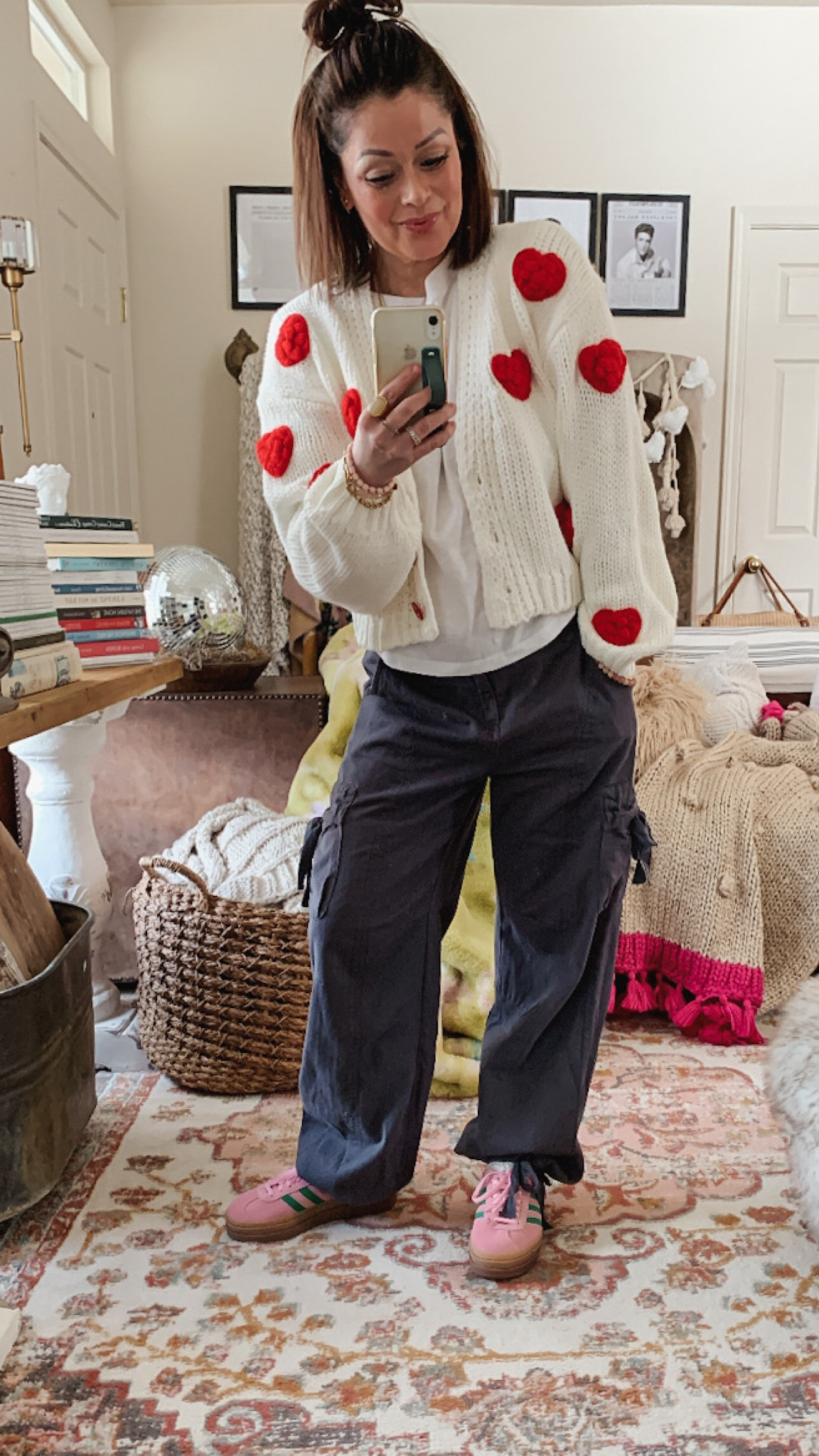 Size one size down in shoes. I didn’t & they fit big but I did the inserts & they fit much better. 

When shopping Kinsley Armelle use my discount code: ka-countrychichomes

Adidas 
Gazelle
Samba
Valentine’s Day outfit 
Valentine’s Day style


#LTKsalealert #LTKfitness #LTKshoecrush