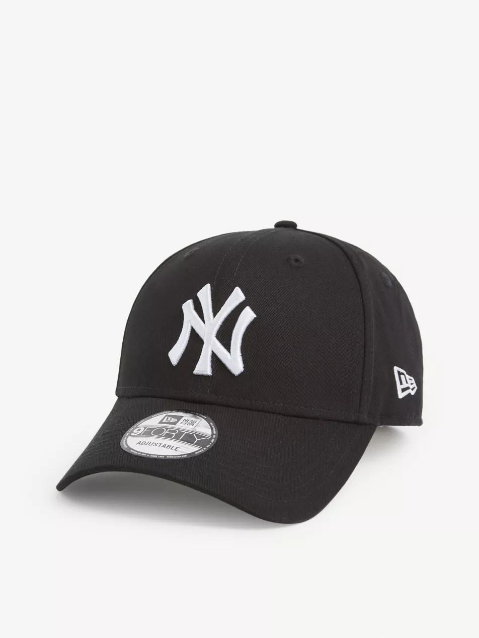 9FORTY New York Yankees brand-embroidered cotton-canvas baseball cap | Selfridges