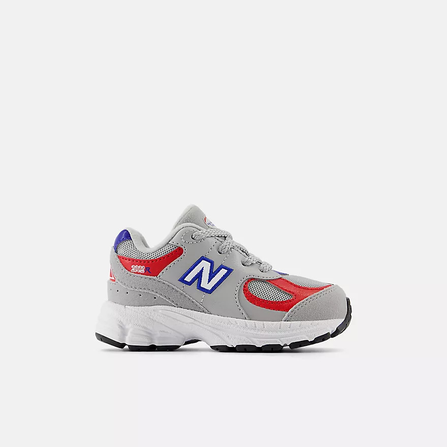2002 Lace | New Balance Athletics, Inc.