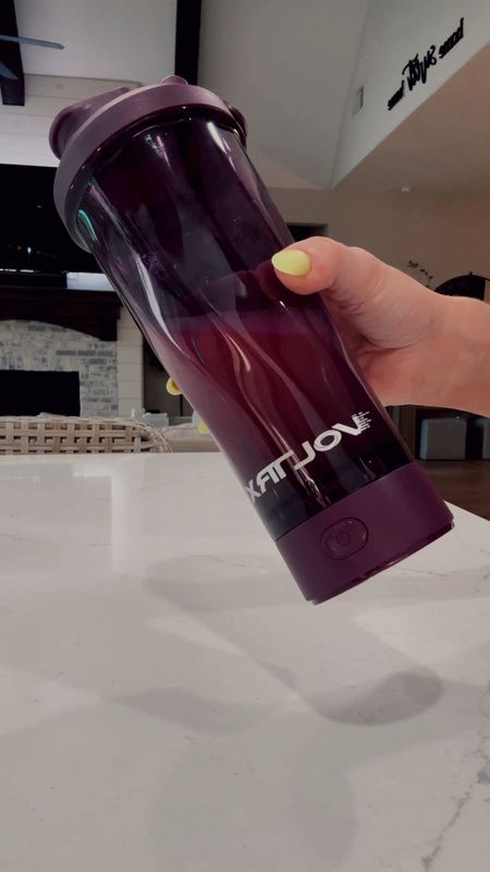 Electric protein / pre workout shaker bottle from Amazon #amazon #founditonamazon

#LTKFind #LTKGiftGuide