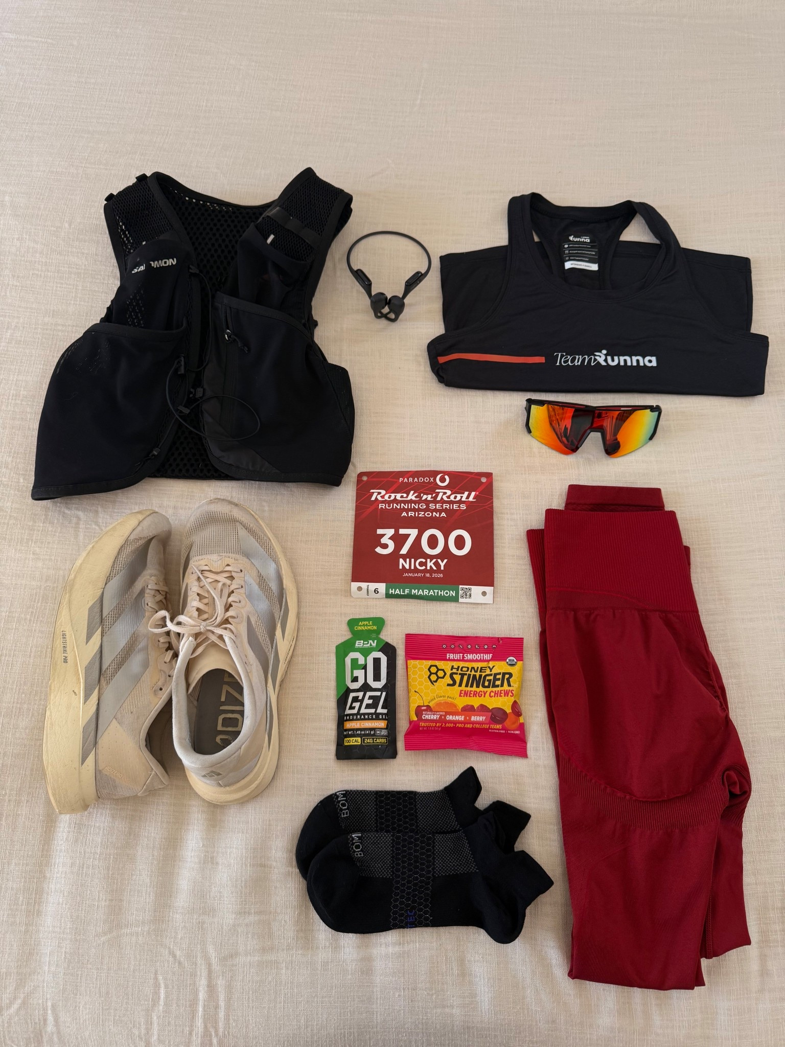 Half marathon prep! What I’m wearing tomorrow to run 13.1! 

Running vest 
SHOKZ 
Gymshark Leggings 
Active glasses 
Bombas socks 


#LTKActive #LTKfitnessgoals #LTKselfcare