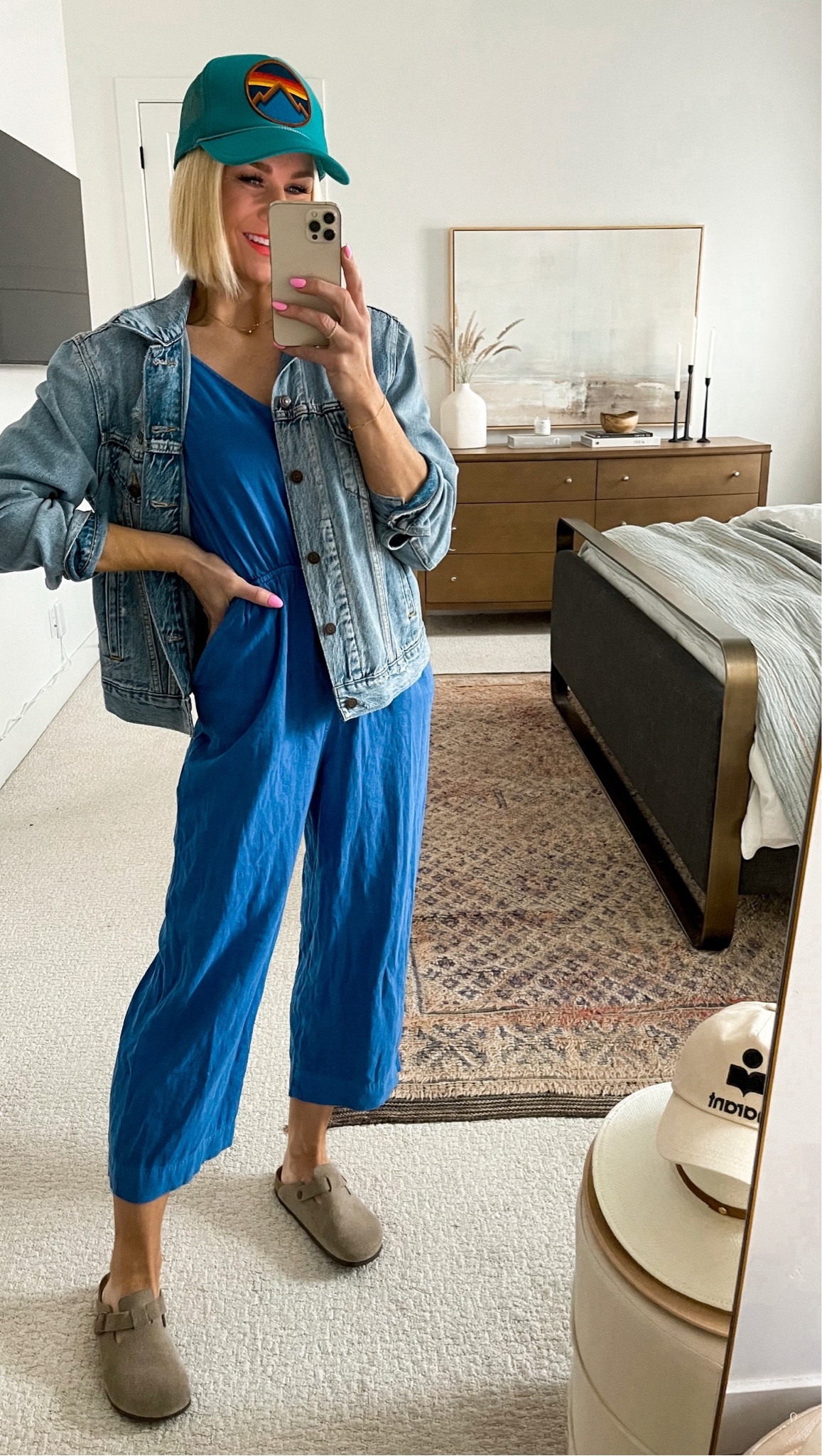 $30 jumpsuit to style endless ways. Also comes in black, olive green and khaki! A soft, linen-style material! Wearing size small — runs a little short waisted. Going to try a medium for length.


#LTKSeasonal #LTKunder50 #LTKFind